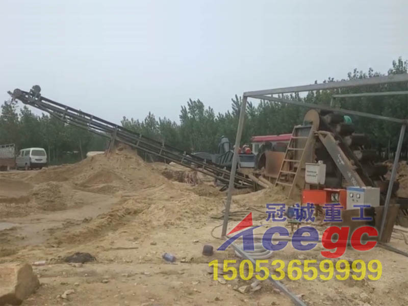平度洗砂機(jī)工作現(xiàn)場 平度洗砂機(jī)工作現(xiàn)場