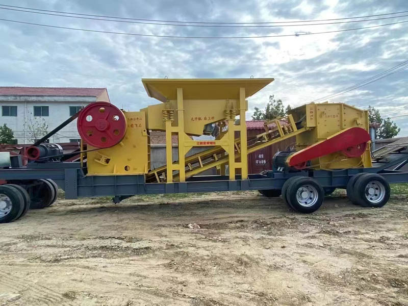 車載移動破碎站(二次破碎) 車載移動破碎站(二次破碎)